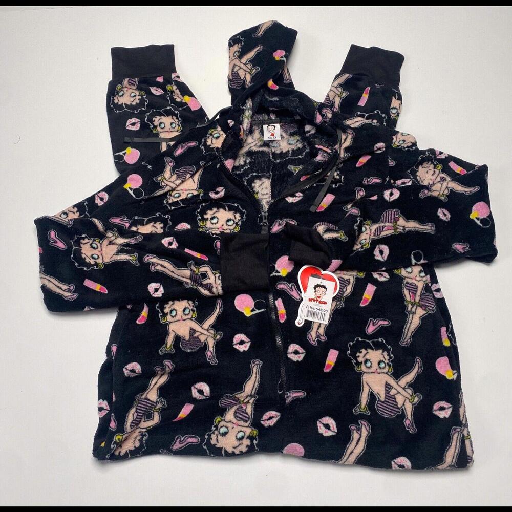sleepwear